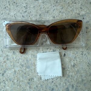 Chloé Sunglasses Cat Eye Brown CE760S